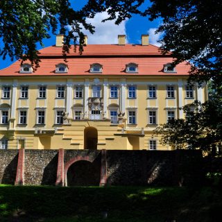 Biedrzychowice – šlechtické sídlo
